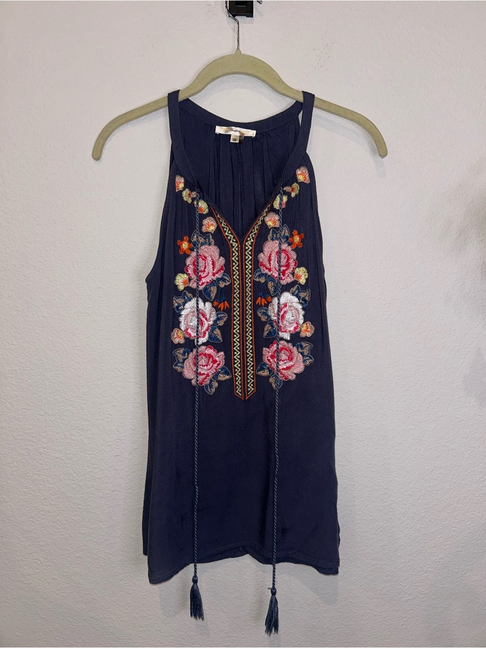 Tahari Navy Embroidered Floral Tassel Camisole M